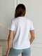 Біла бавовняна футболка з принтом та написом | 6871795 | фото 3
