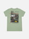 Бавовняна футболка оливкового кольору з принтом і коротким рукавом | 6872410 | фото 2