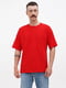 Яскрава червона футболка | 6874925