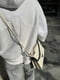 Біла сумка крос-боді з ланцюжком | 6875113 | фото 9