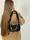 Чорна сумка-багет з декоративними ланцюжками | 6875193