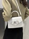 Біла сумка крос-боді зі сріблястим декором | 6875351 | фото 5