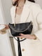 Чорна класична сумка-багет на ремінці з ланцюжком | 6875389 | фото 6