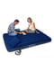 Надувний двомісний велюровий матрац синього кольору з двома подушками та насосом | 6876524 | фото 3