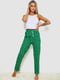 Яскраві зелені штани в принт | 6889472 | фото 2
